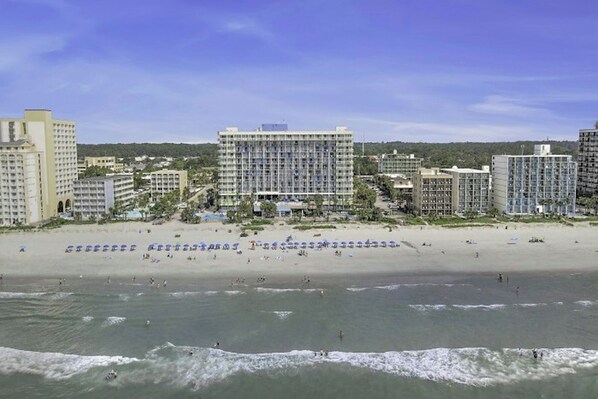 On the beach - Oceanfront Coral Beach 602- 1BR/1BA- Pools (Myrtle Beach)