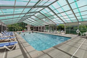 Indoor pool, outdoor pool - Heron Pointe E8-Luxury 2BR- Walk To Beach, Pools (Myrtle Beach)