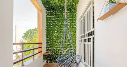 Private Residence ‘Nueva Nagua’ - King Bed with AC, WiFi & Hot Water