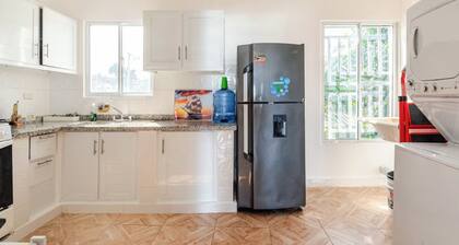 Private Residence ‘Nueva Nagua’ - King Bed with AC, WiFi & Hot Water