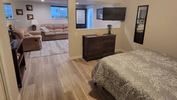 1 chambre, fer et planche à repasser, Wi-Fi, draps fournis