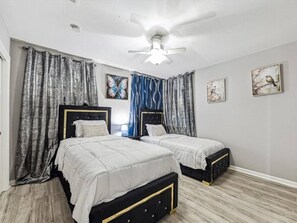 3 bedrooms, desk, iron/ironing board, WiFi