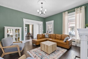 Smart-TV, videospill og bøker