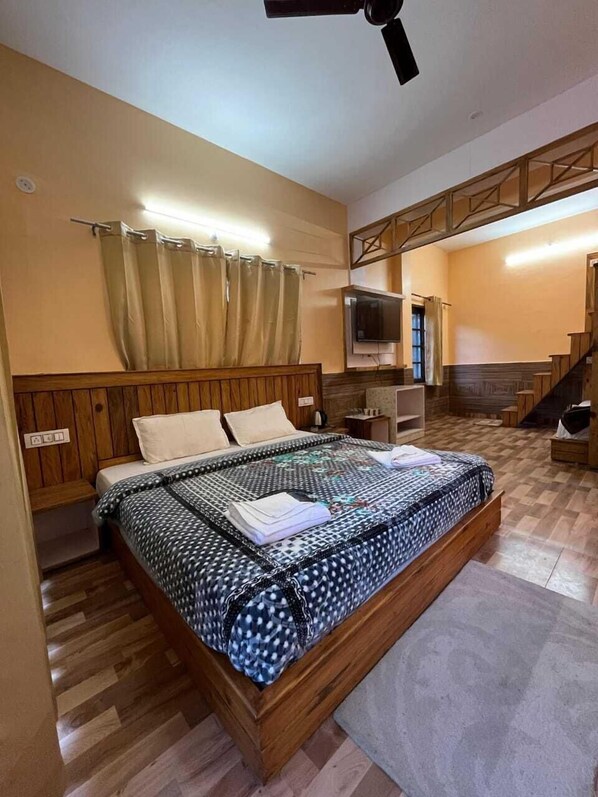 Quarto quádruplo família, vista para a montanha | Wi-Fi de cortesia