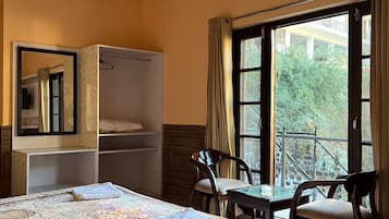 Habitación estándar con 1 cama matrimonial o 2 individuales | Wifi gratis