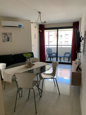 Dining - Apartment in nueva cordoba, argentina, super complete with swimming pool and terrace (Córdoba)