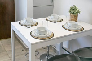 Dining - Faulds Crescent Lodge | Grampian Lettings (Aberdeen)