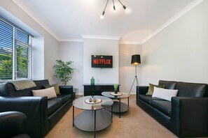 TV - Faulds Crescent Lodge | Grampian Lettings (Aberdeen)