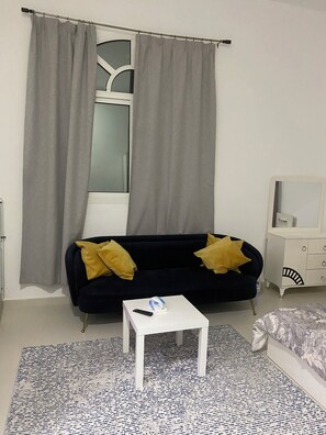 Smart TV - Fully Furnished Big Studio In Abu Dhabi (Abu Dhabi)