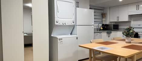 Suite, 2 Bedrooms | Laundry