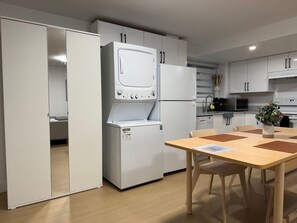Suite, 2 Bedrooms | Laundry - Levida Living - Cozy 2 Bedroom Suite at the Heart of Langley (Langley)