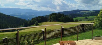 Ferienhaus mit Bergpanorama! Alleinlage auf 1100m Seehöhe für bis zu 6 Personen!