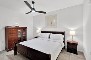 2 bedrooms, iron/ironing board, free WiFi, bed sheets - Babcock Ranch Penthouse (Punta Gorda)