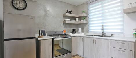 Fridge, microwave, oven, stovetop