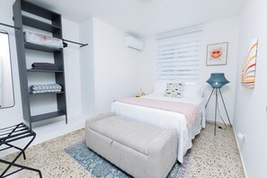 3 chambres, fer et planche à repasser, lit parapluie, Wi-Fi gratuit