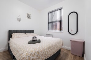 1 bedroom, iron/ironing board, free WiFi, bed sheets