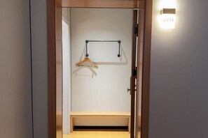 Room - Labor Model Resort (Shanghai)