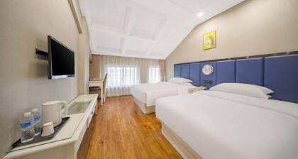Wengang Xulong Hotel (Yiwu International Trade City Branch Yinhai No.1 District Branch)