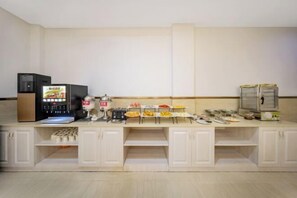 Restaurant - Wengang Xulong Hotel (Yiwu International Trade City Branch Yinhai No.1 District Branch) (Yiwu)