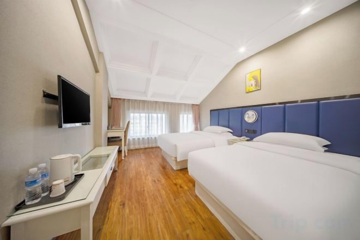 Different Twin Beds