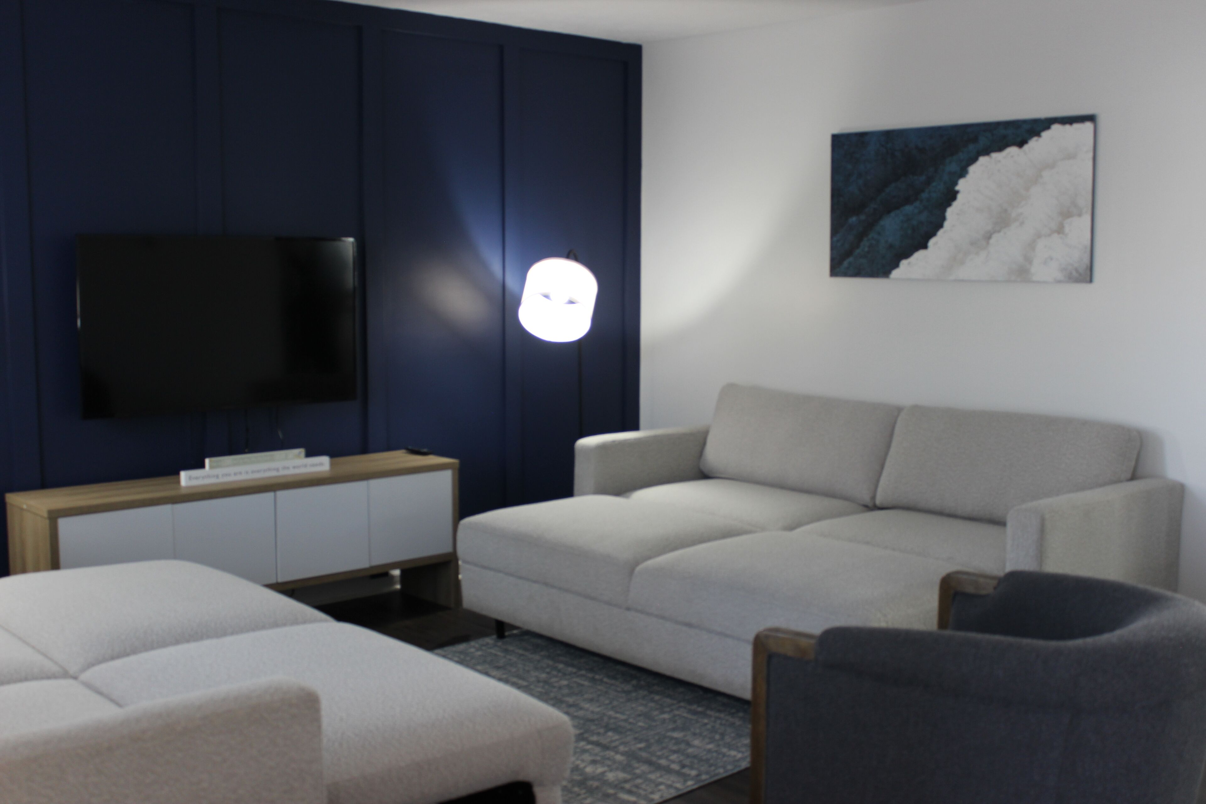 Smart TV y futbolito 