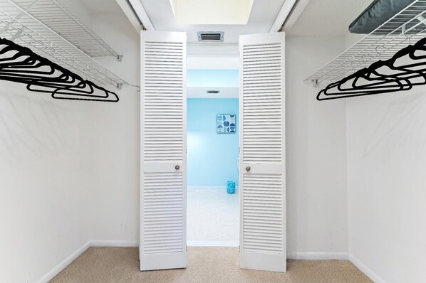 Huis, Meerdere bedden (Coastal Surfside - 298) | Interieur