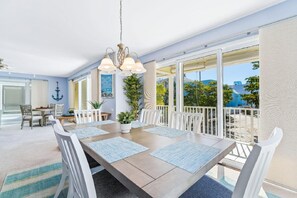 Huis, Meerdere bedden (Coastal Surfside - 298) | Dineren