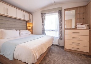 2 Schlafzimmer, Bügeleisen/Bügelbrett, Reisekinderbett, kostenloses WLAN