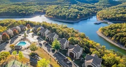 2BR Lakeview Retreat | Walk-In Access
