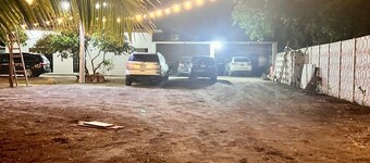 Cozy 1-bedroom apartment with AC, WiFi, 4 min from the airport of El Salvador