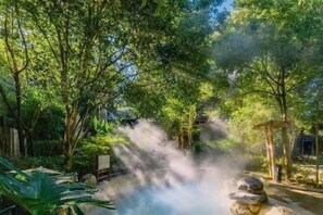 Pool - Rezen Hengbang Mingyu Hotel (Wenxing Building) (Tengchong)