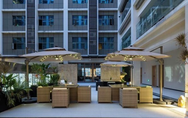 Garden - Rezen Hengbang Mingyu Hotel (Wenxing Building) (Tengchong)
