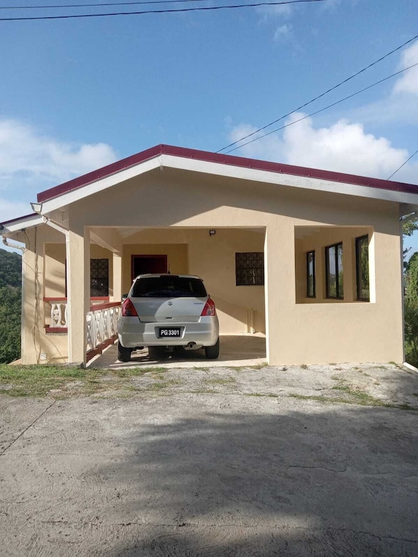 Shared Dormitory, 1 Bedroom, Balcony, Garden View | Front of property