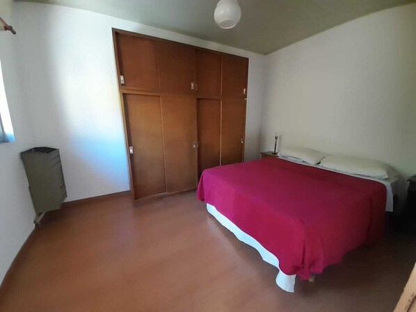 2 chambres, Wi-Fi, draps fournis