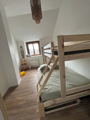 2 chambres, fer et planche à repasser, Wi-Fi