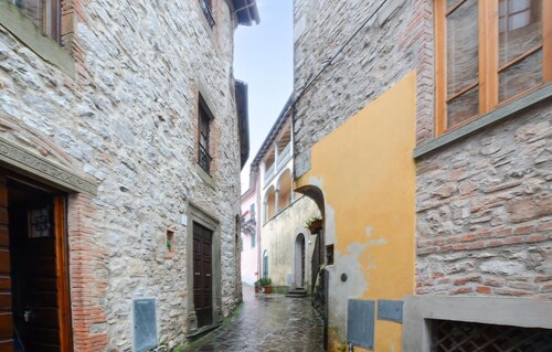 3 bedroom nice home in Gallicano