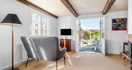 Nice home in Ry with WiFi