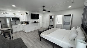 1 bedroom, iron/ironing board, WiFi, bed sheets