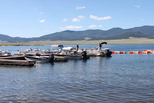 Cozy Cabin -backs to forest, close to fishing