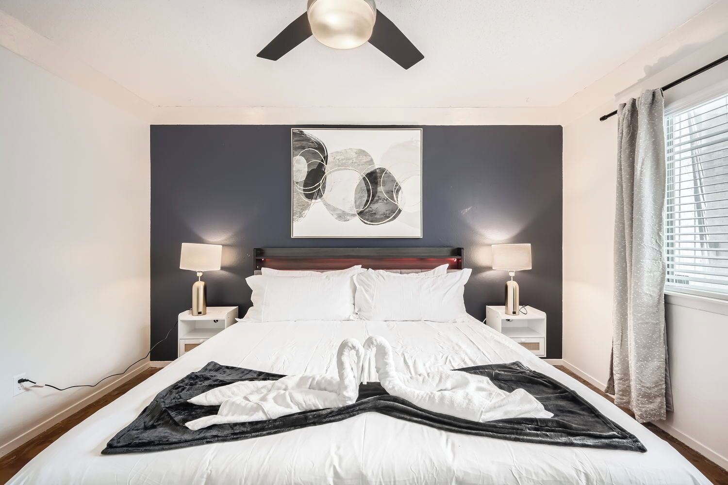 1 bedroom, iron/ironing board, WiFi (free), bed sheets