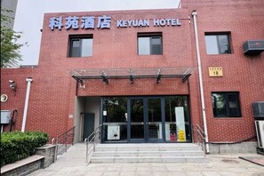 Imagen sin descripción, 2 de 32, botón
