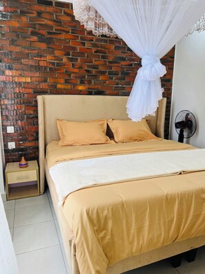 1 bedroom, iron/ironing board, WiFi, bed sheets