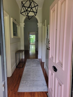 Interior - Darcy House. Location and Space, wiht everything at your doorstep. (Nailsworth)