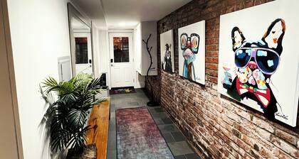 Chic 1-bedroom in vibrant Downtown Jersey City - 5 minutes walk to subway