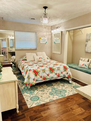 3 slaapkamers, een bureau, een strijkplank/strijkijzer, gratis wifi