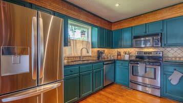 Microwave, oven, stovetop, dishwasher