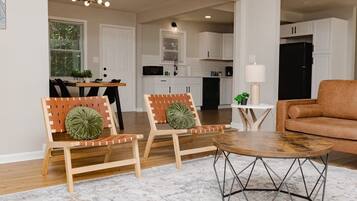Smart TV y chimenea