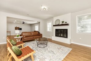 TV connectée, cheminée