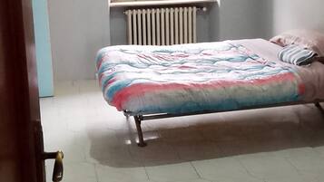 2 soveværelser, sengetøj