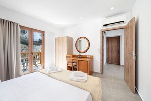 1 dormitorio, tabla de planchar con plancha, wifi gratis y ropa de cama